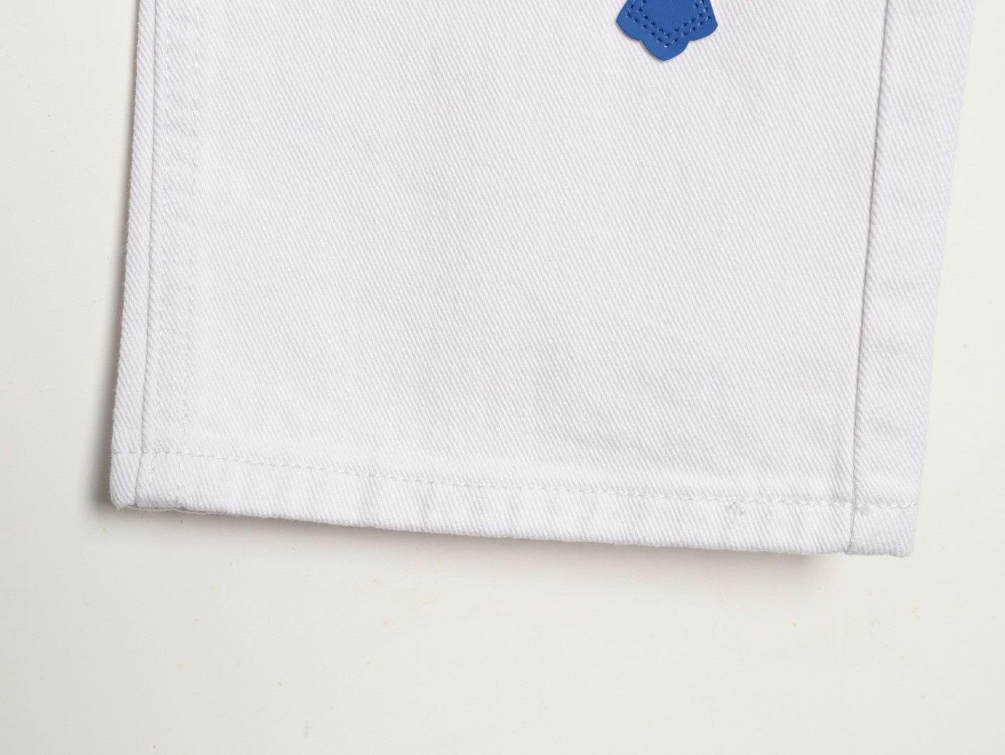 Ch**me He**ts ch 25ss jeans