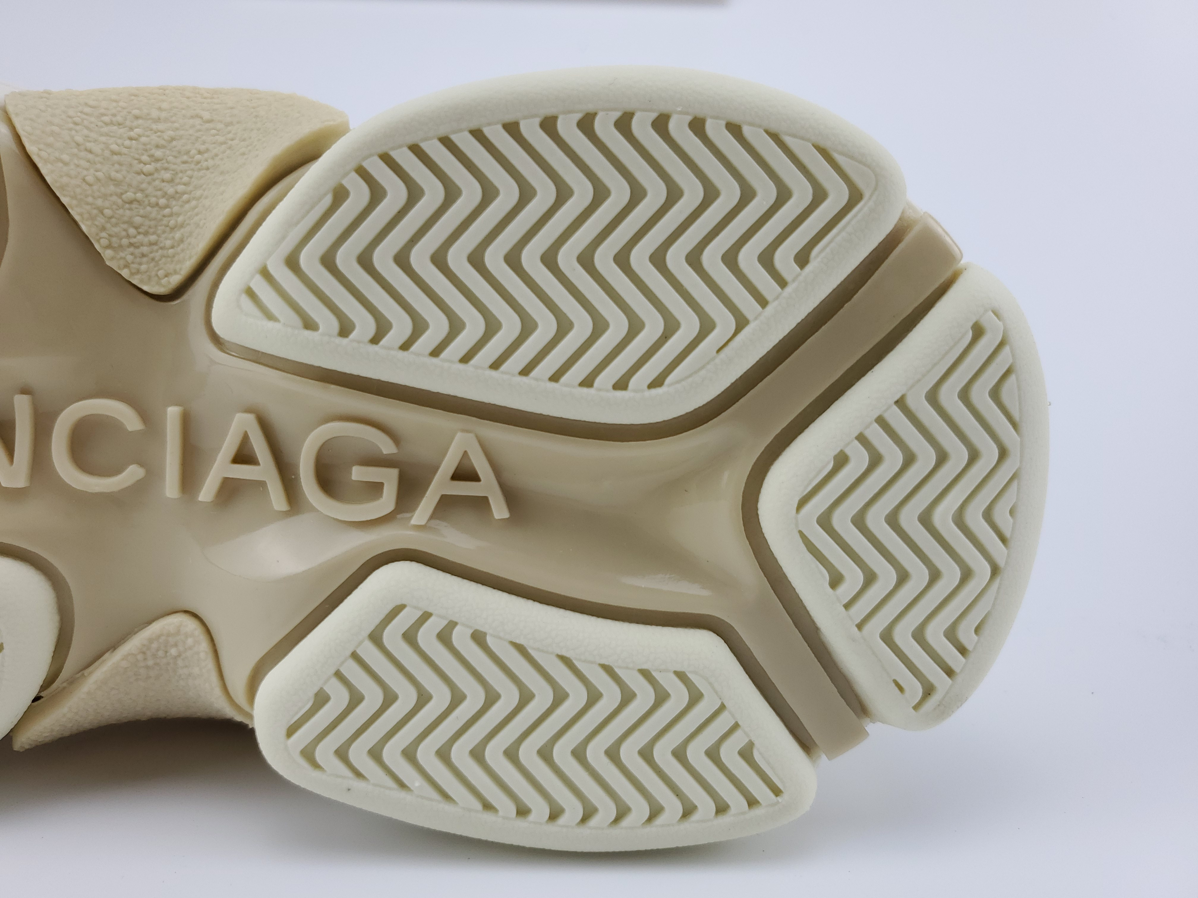 Balenciga Triple S White (2018 Reissue)