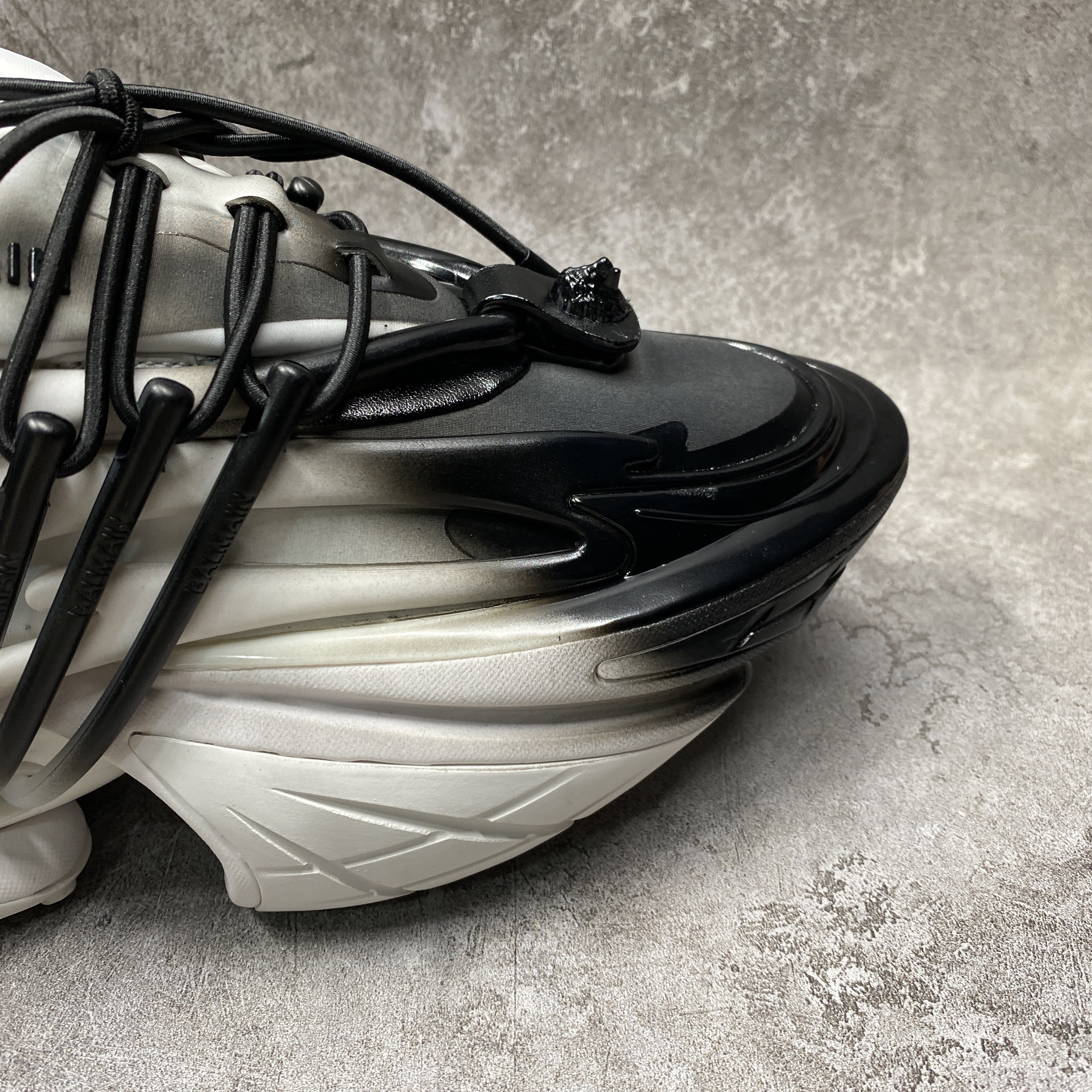 Balmain Unicorn Low White Black Gradient