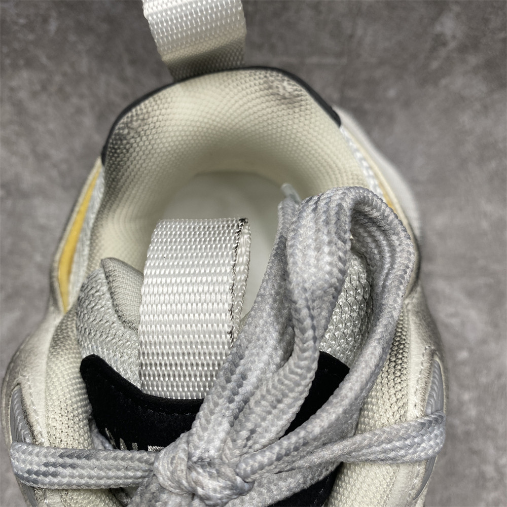 Balenciga Cargo Sneaker white Grey
