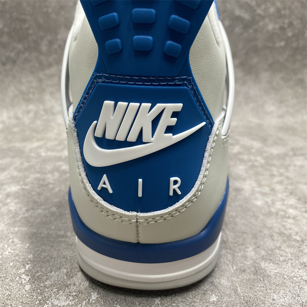 AIR JORDAN 4 RETRO MILITARY BLUE 2024