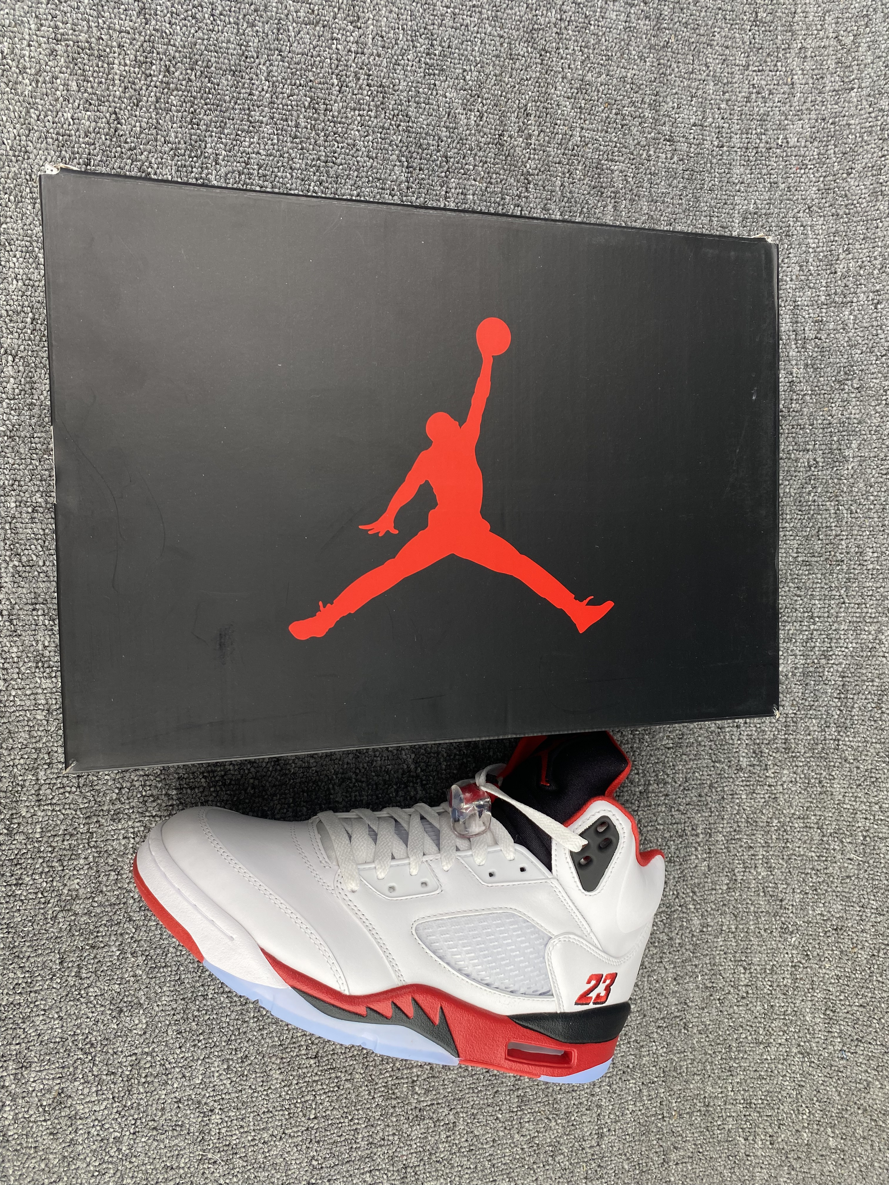 UA Jordan 5 Retro