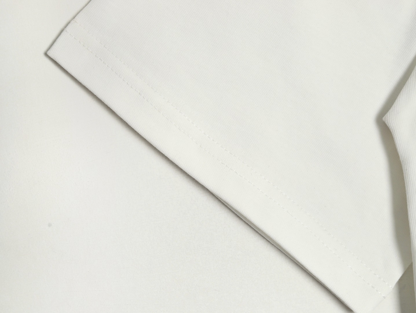 Ch*el 25ss short-sleeved t-shirt