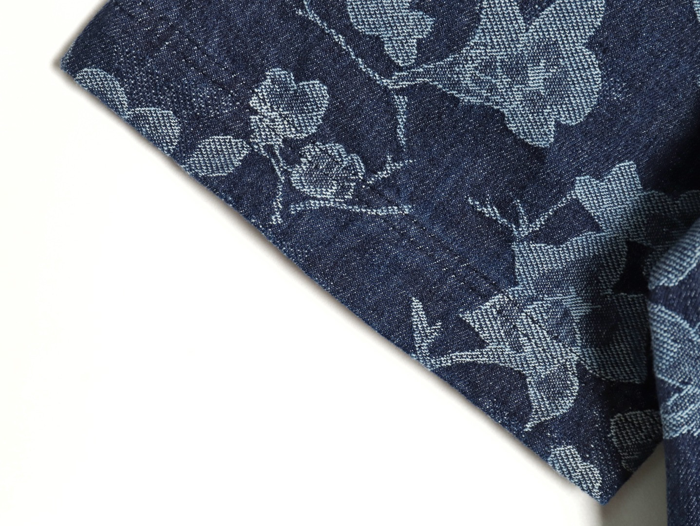 l0*is V*t0n lv 25ss short-sleeved shirts