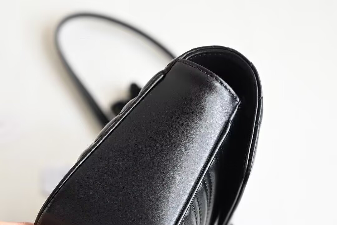 GG Marmont Shoulder Bag 26x15x7cm