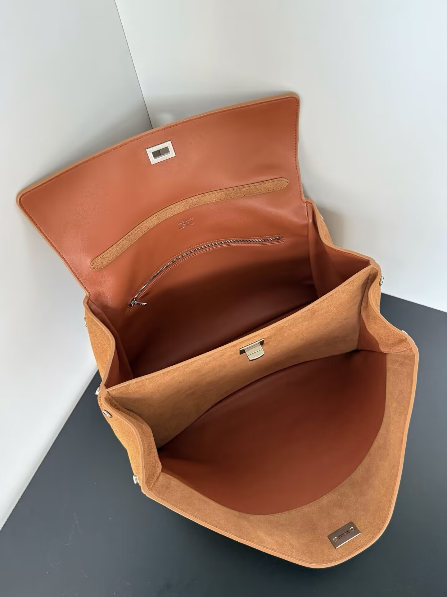 Ba*len*cia*ga rodeo medium 35x23.3x10.9cm