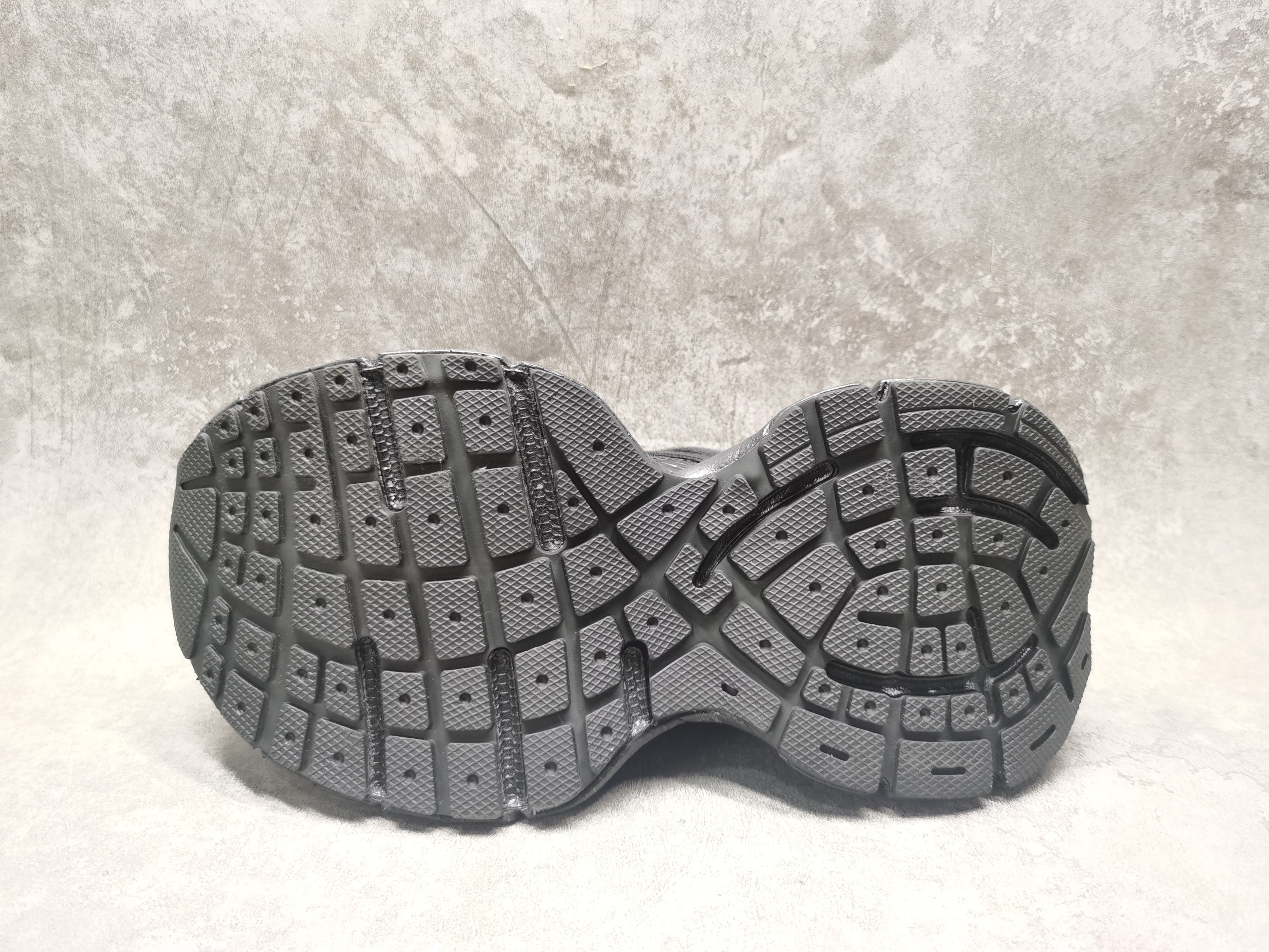 UA Balenciga 3XL Sneaker (run one size large)