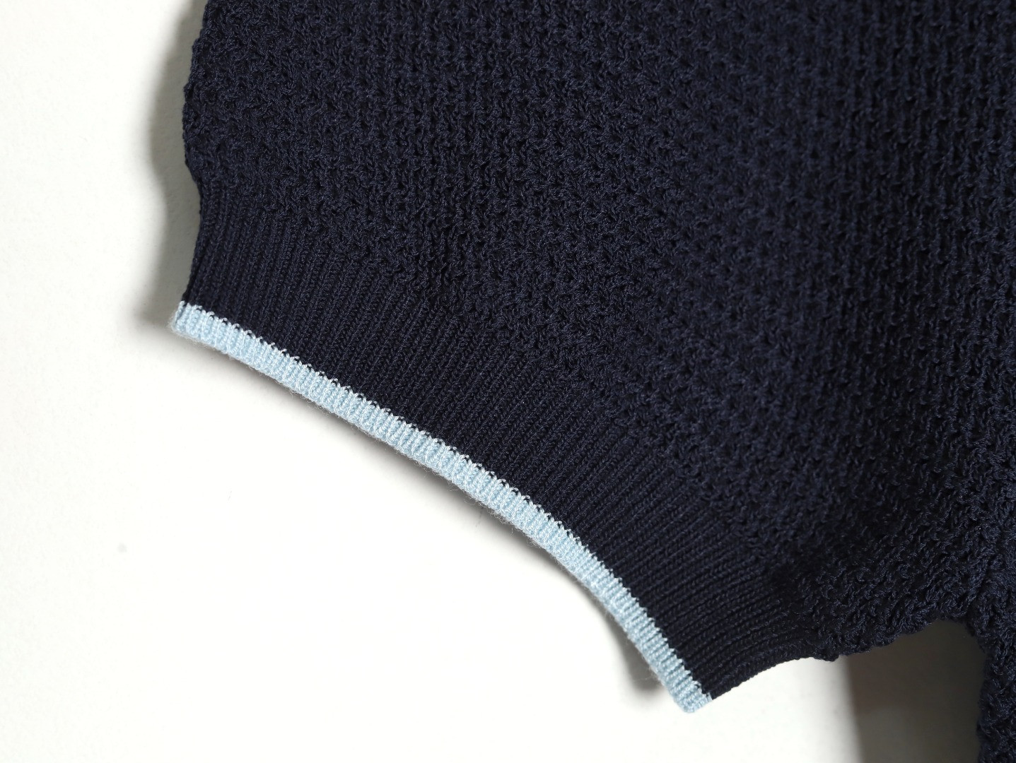 Pra*a prd knitting short-sleeved