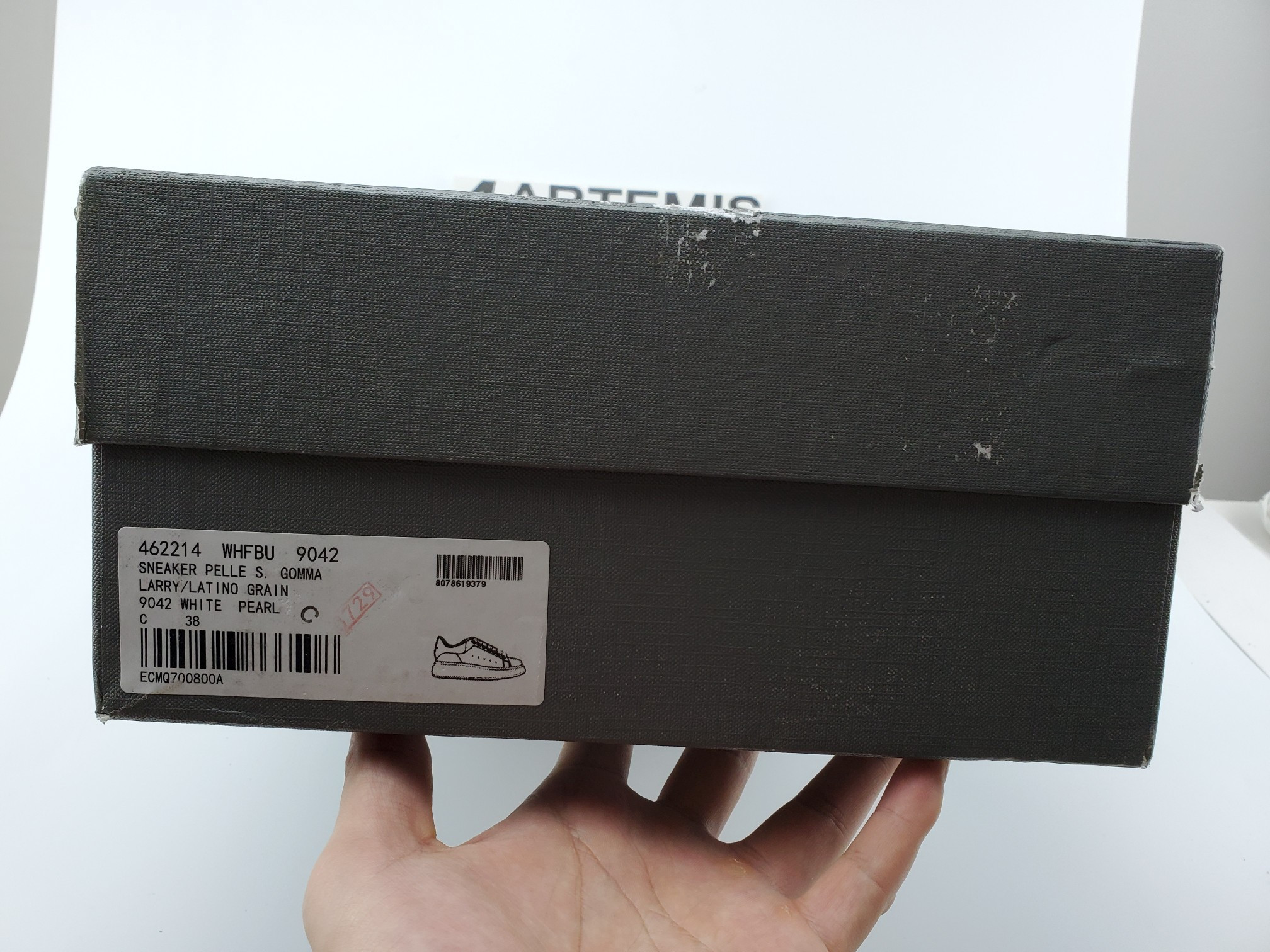 ale*d*r M*Q*en trainers pink