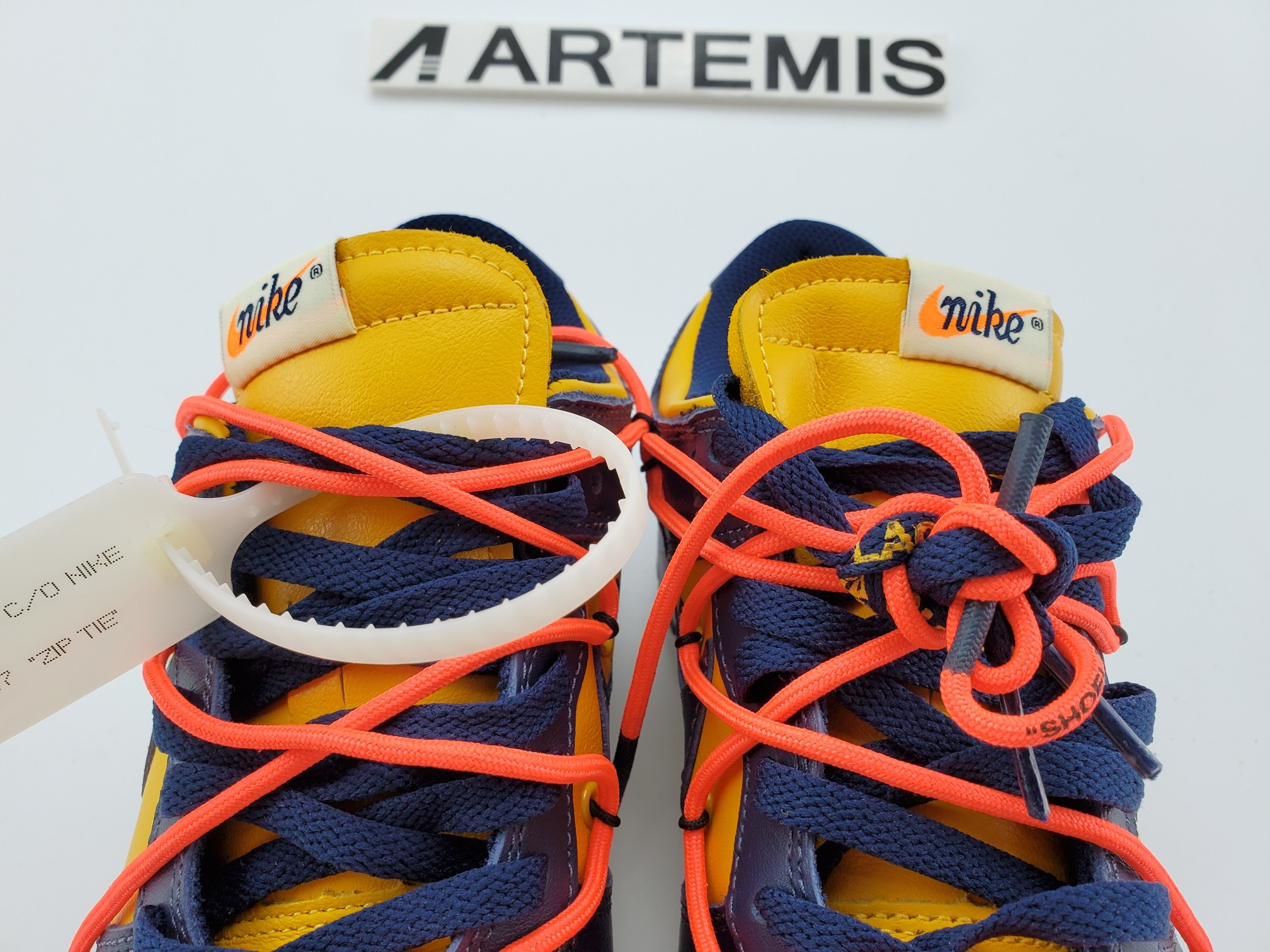 Nike Dunk Low Off-White Michigan