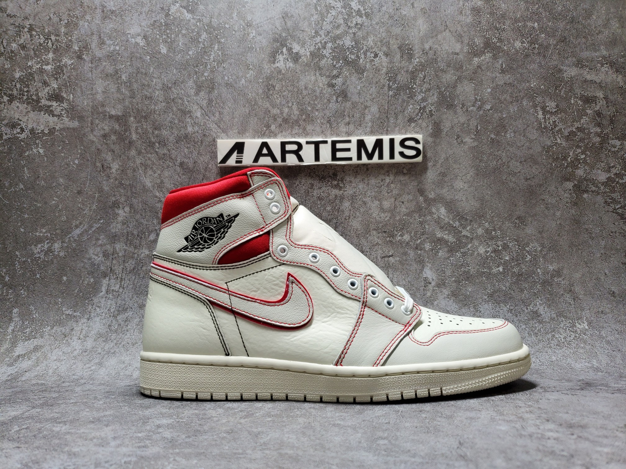 Air Jordan 1 Retro High Phantom Gym Red