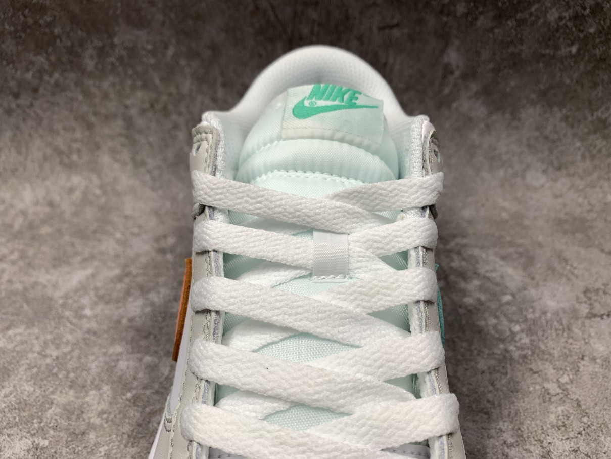 Nike Dunk Low Tropical Twist