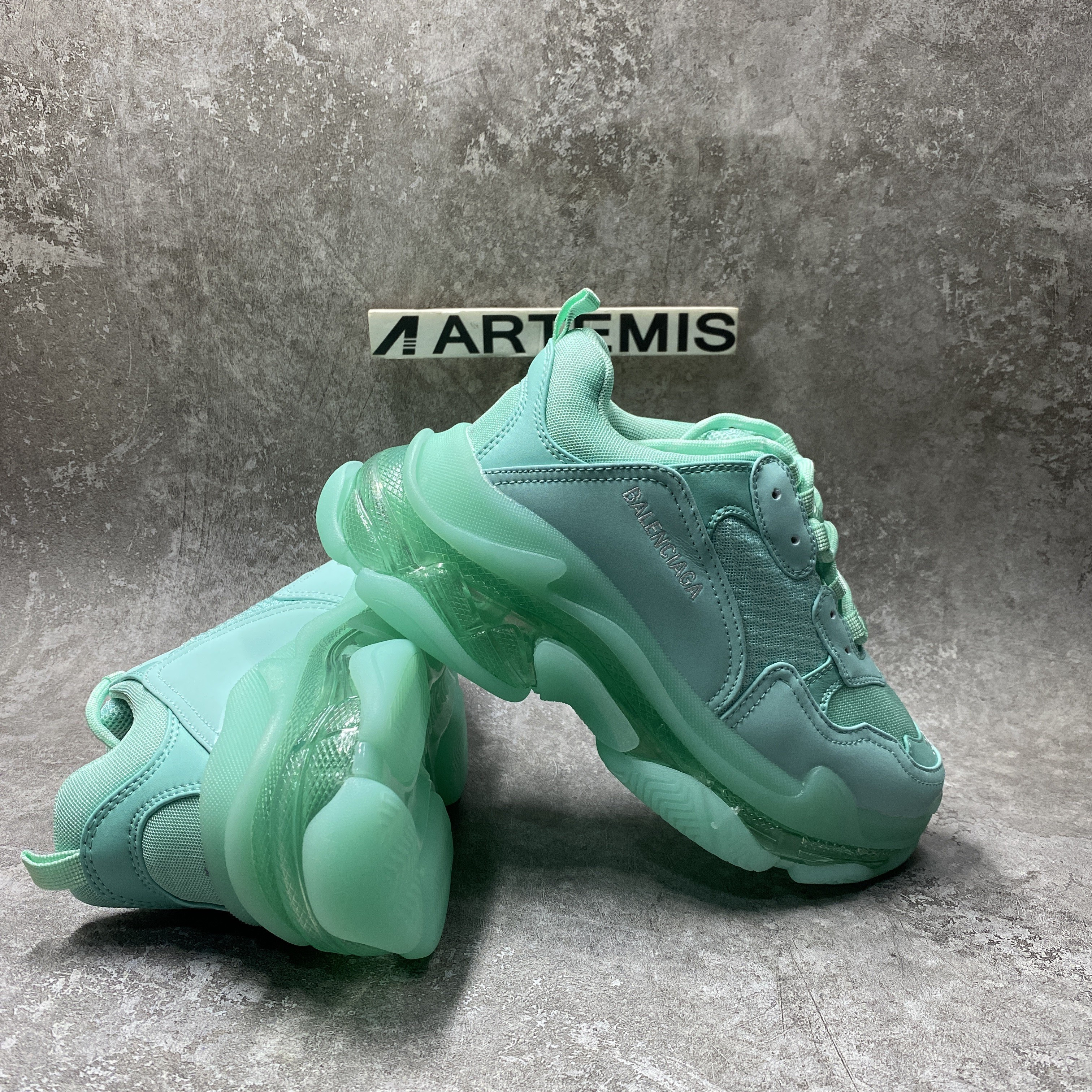 Balenciga Triple S Clear Sole Green