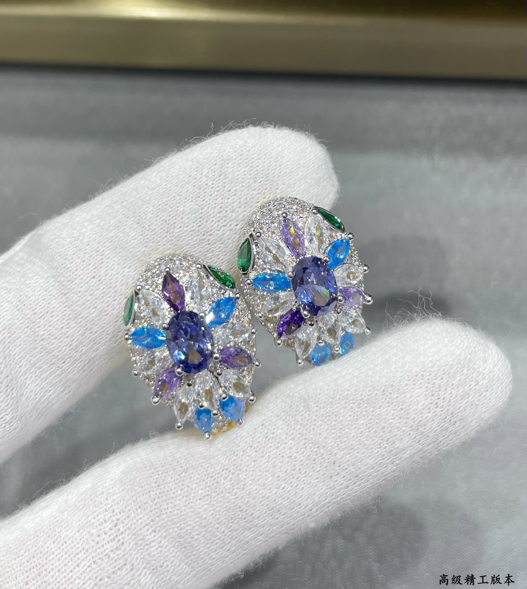 b*l*ai Di*m*nd princess snake earrings