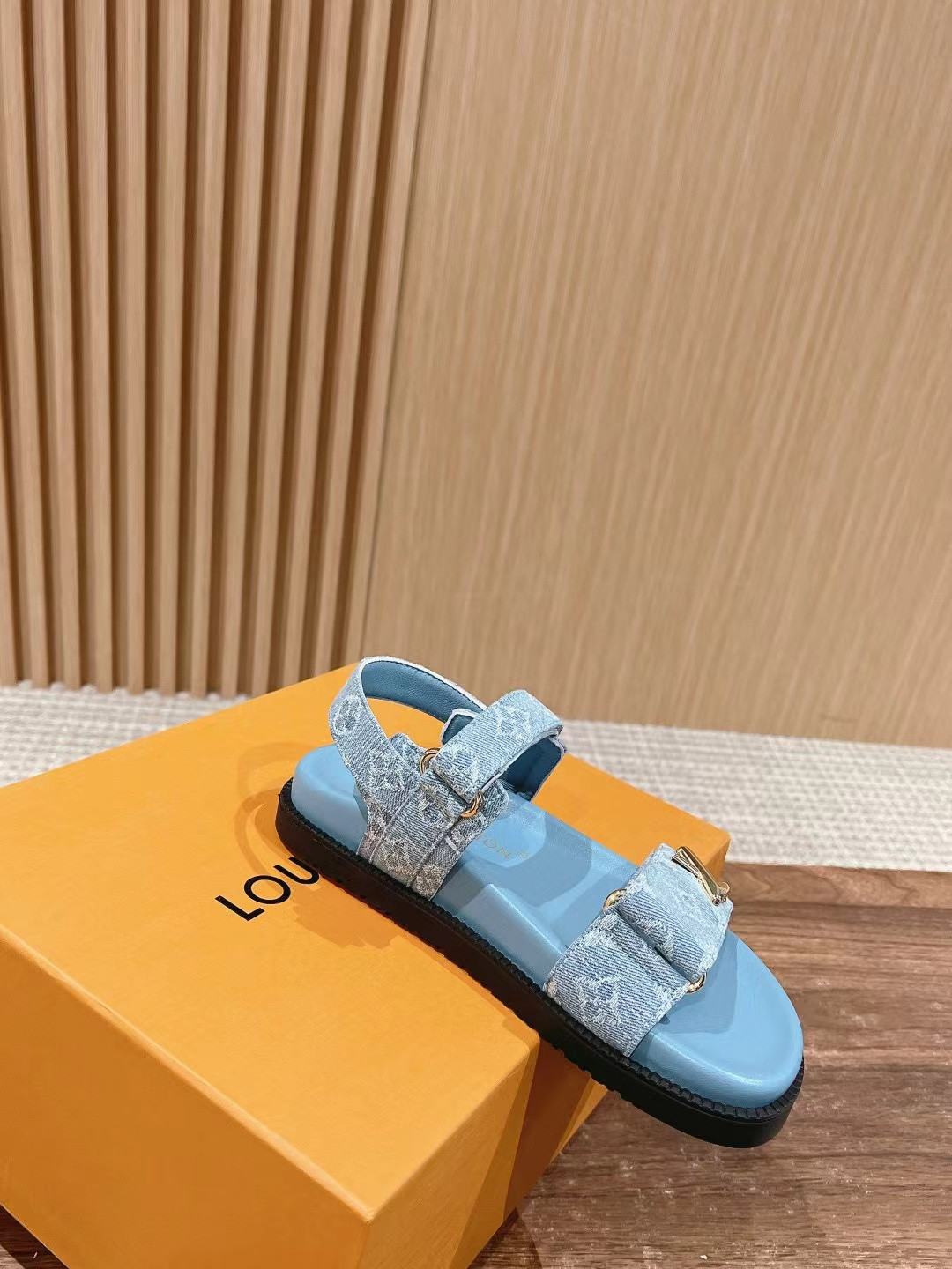 UA LV Sunset Flat Comfort Sandal