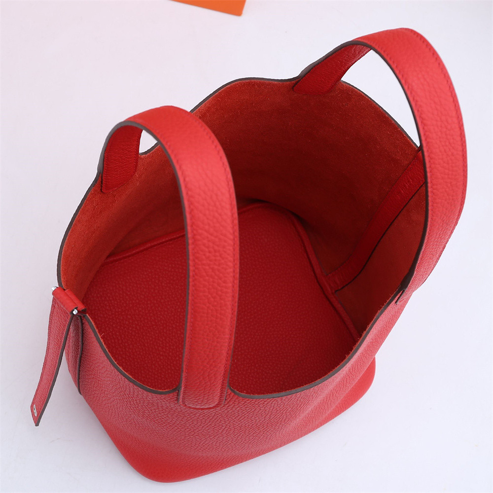 Hermès Picotin 18cm bright red without original box