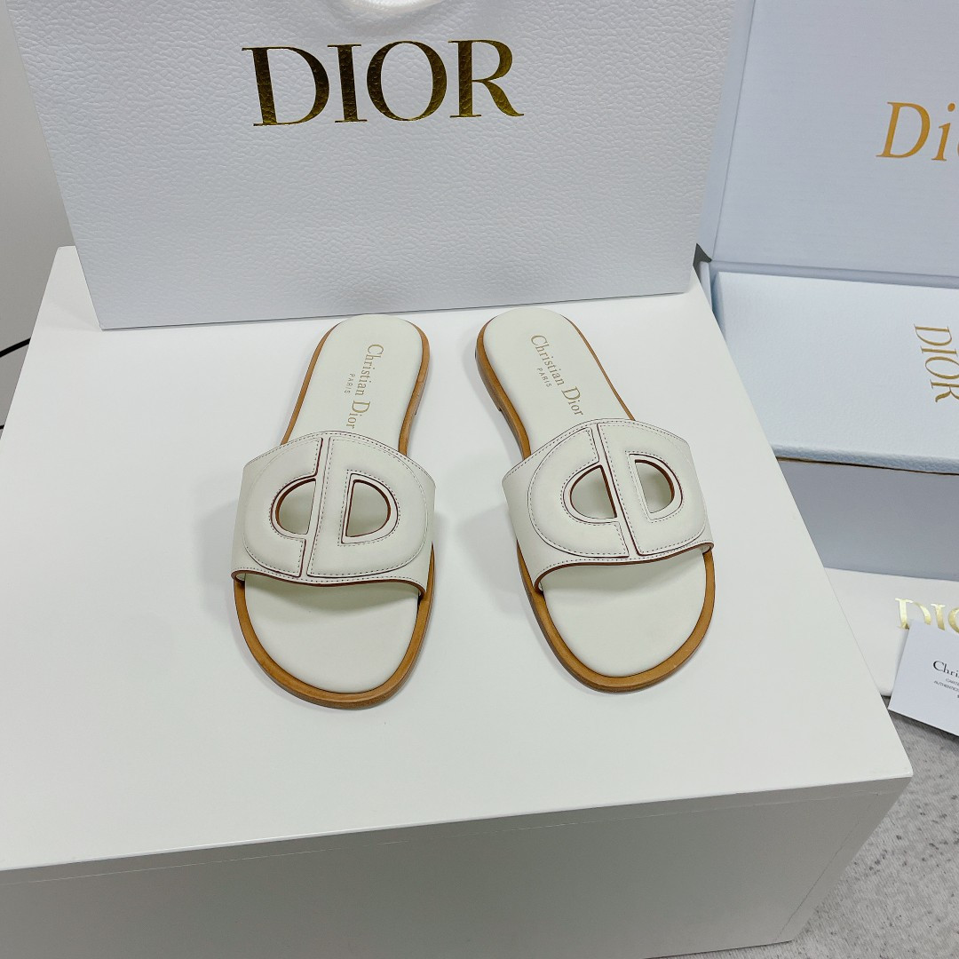 ua D*or d-club slide white