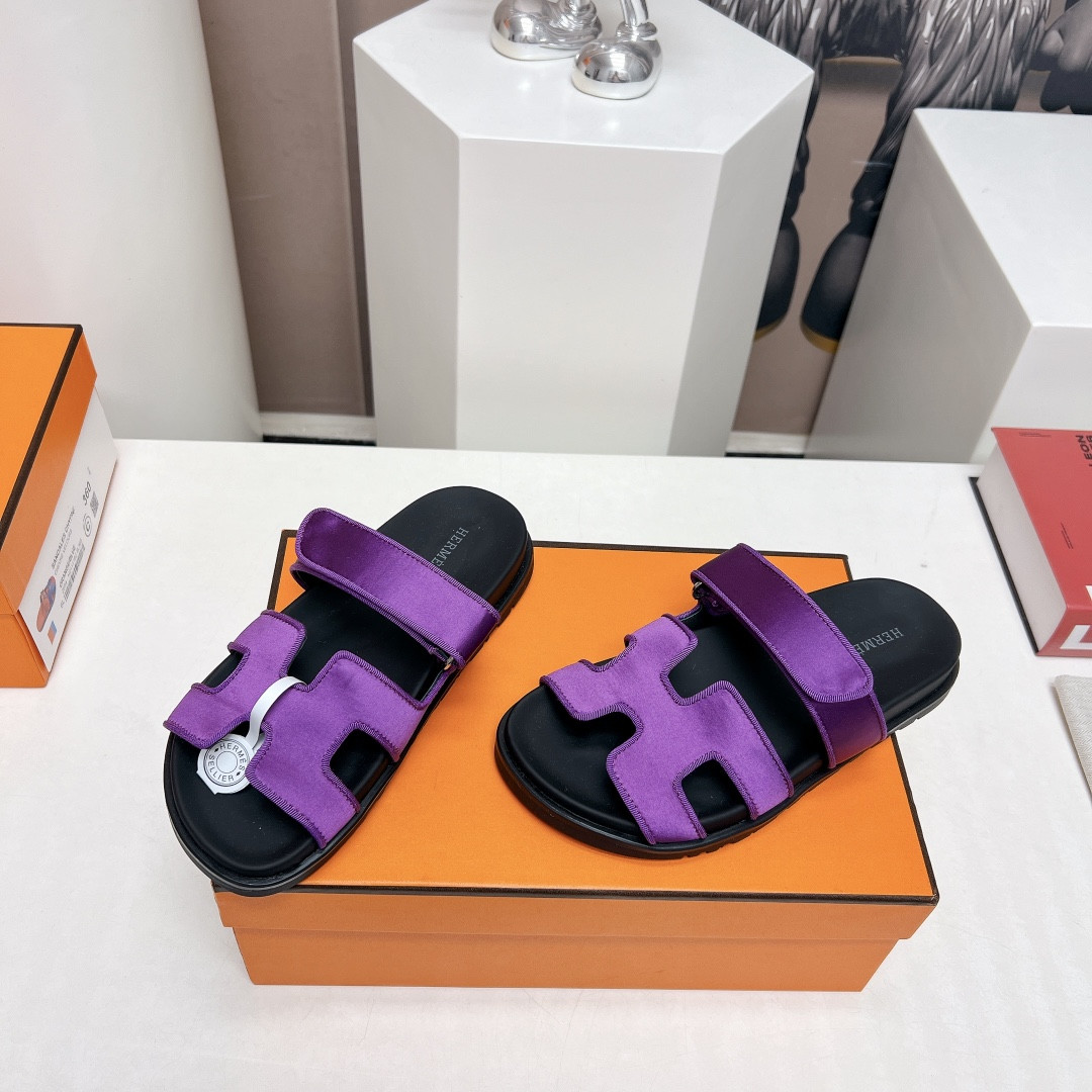 UA Hermès Chypre sandal