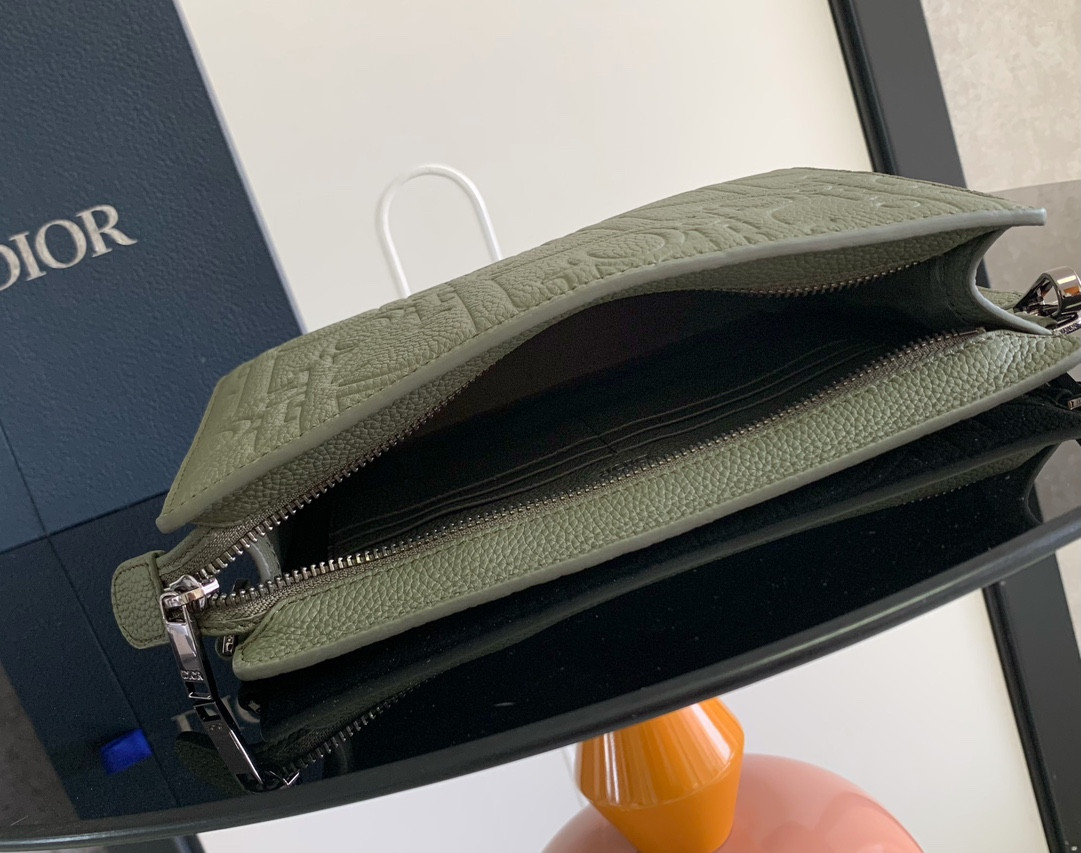 D*or a5 triangle pouch 27 x 19.5 x 6 cm