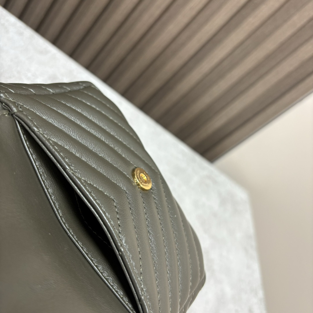 Y*L mini joe in lambskin 19x13x13cm