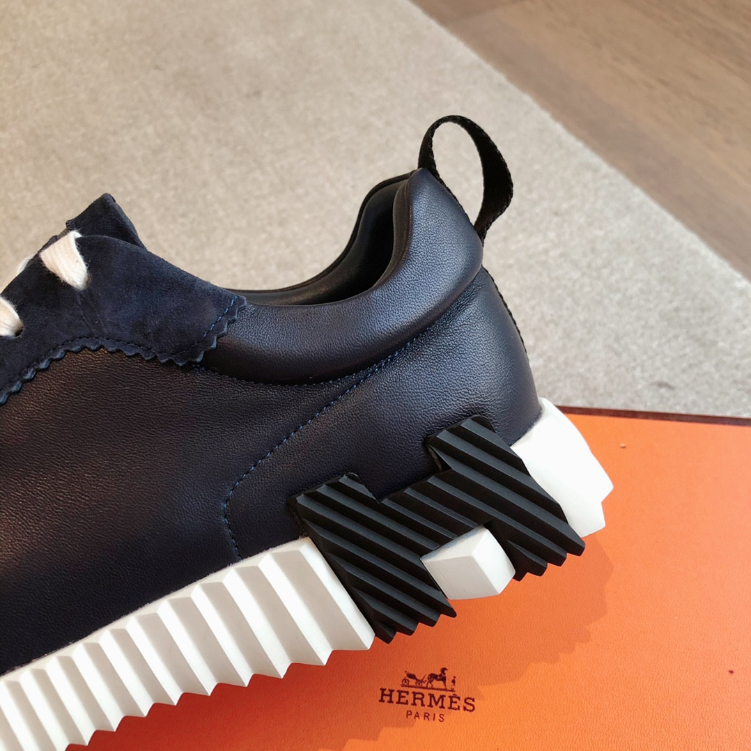 UA Hermès Bouncing Sneaker