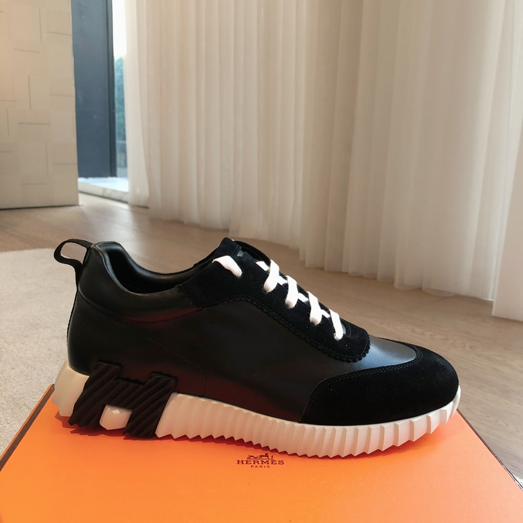 UA Hermès Bouncing Sneaker