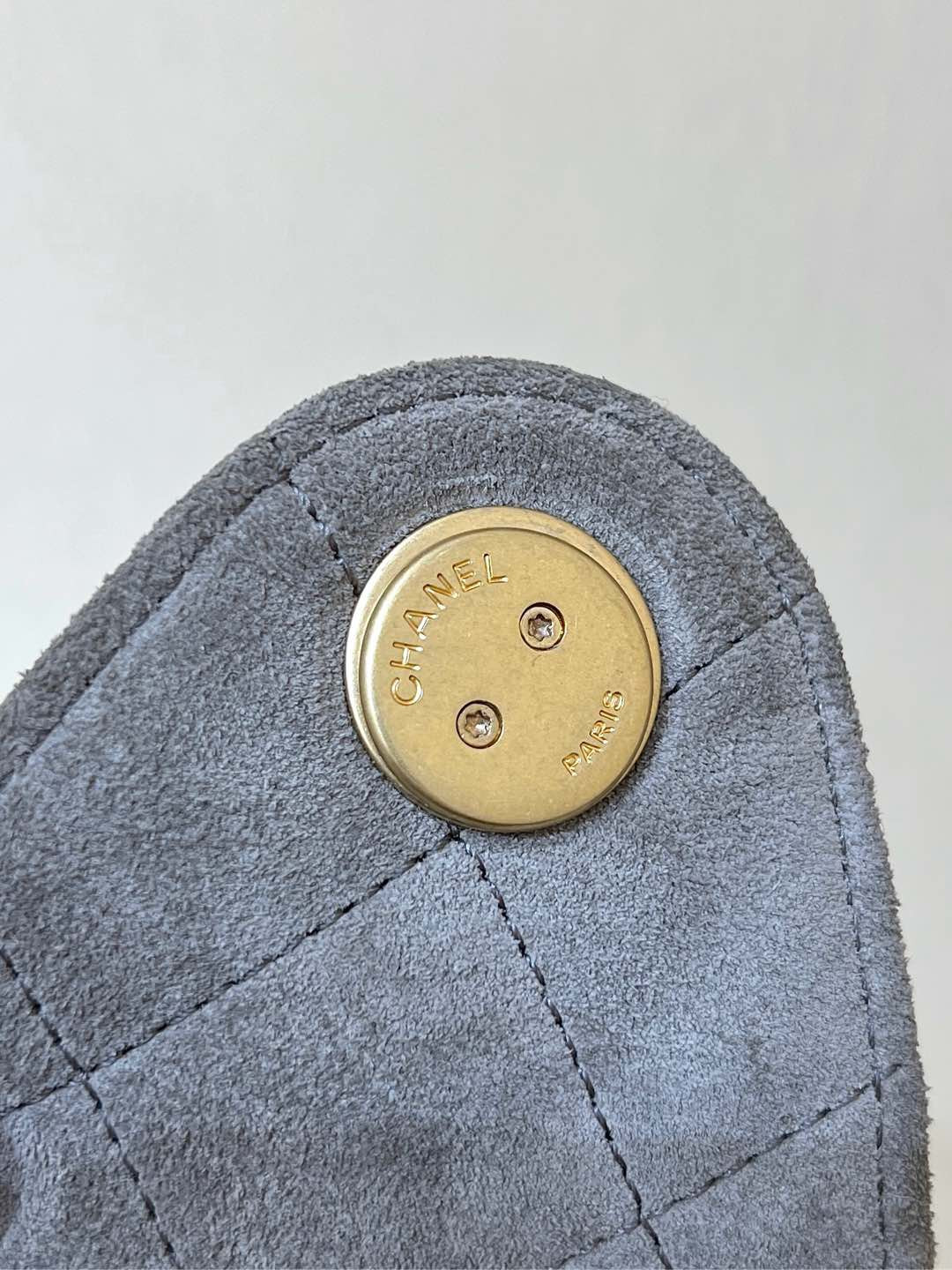 Ch*el 25c bucket bag 26x30x14cm