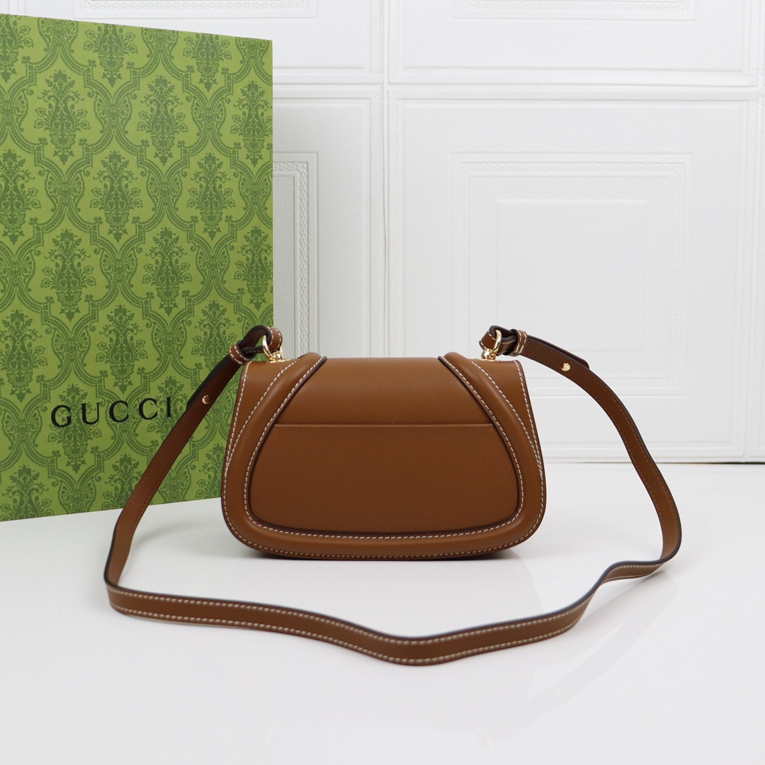 G*u*i small blondie 21.5x11x8cm