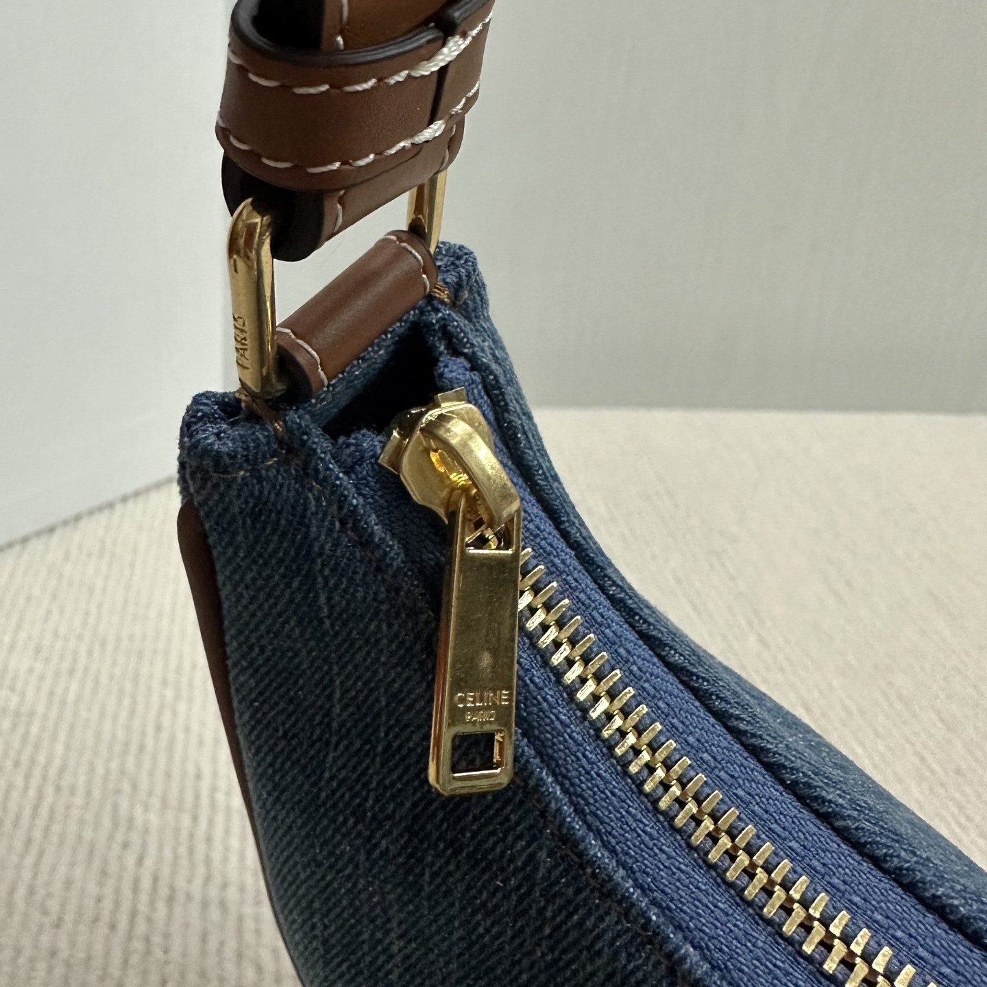 Ce**e ava triomphe bag 23x13.5x6cm